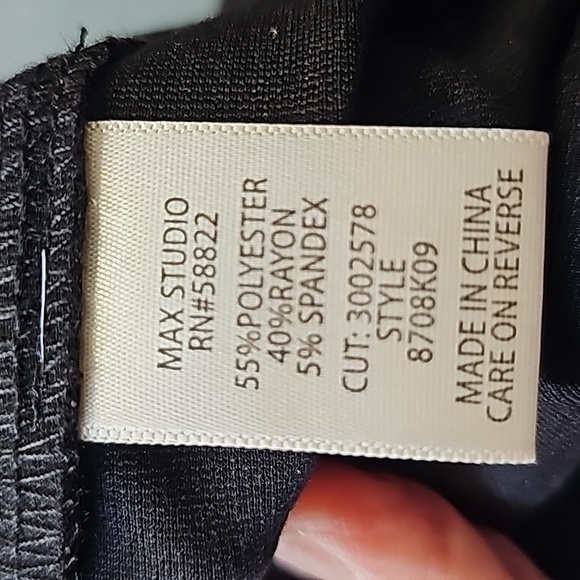 MAX STUDIO, Pin striped dark gray with white pin striped. Size medium. Office. - Picture 8 of 9